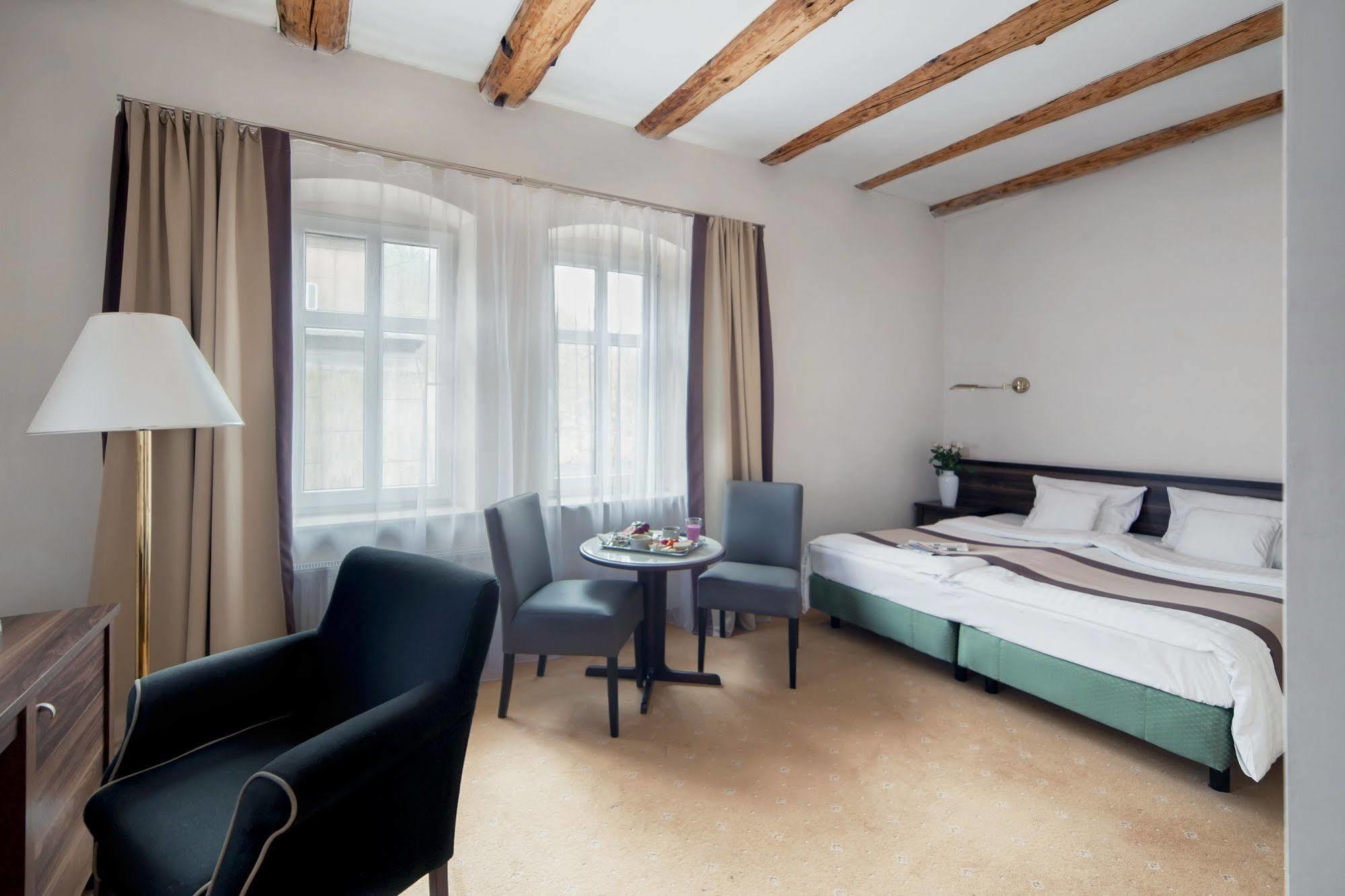 Impresja Art Resort Duszniki Zdrój Exteriör bild